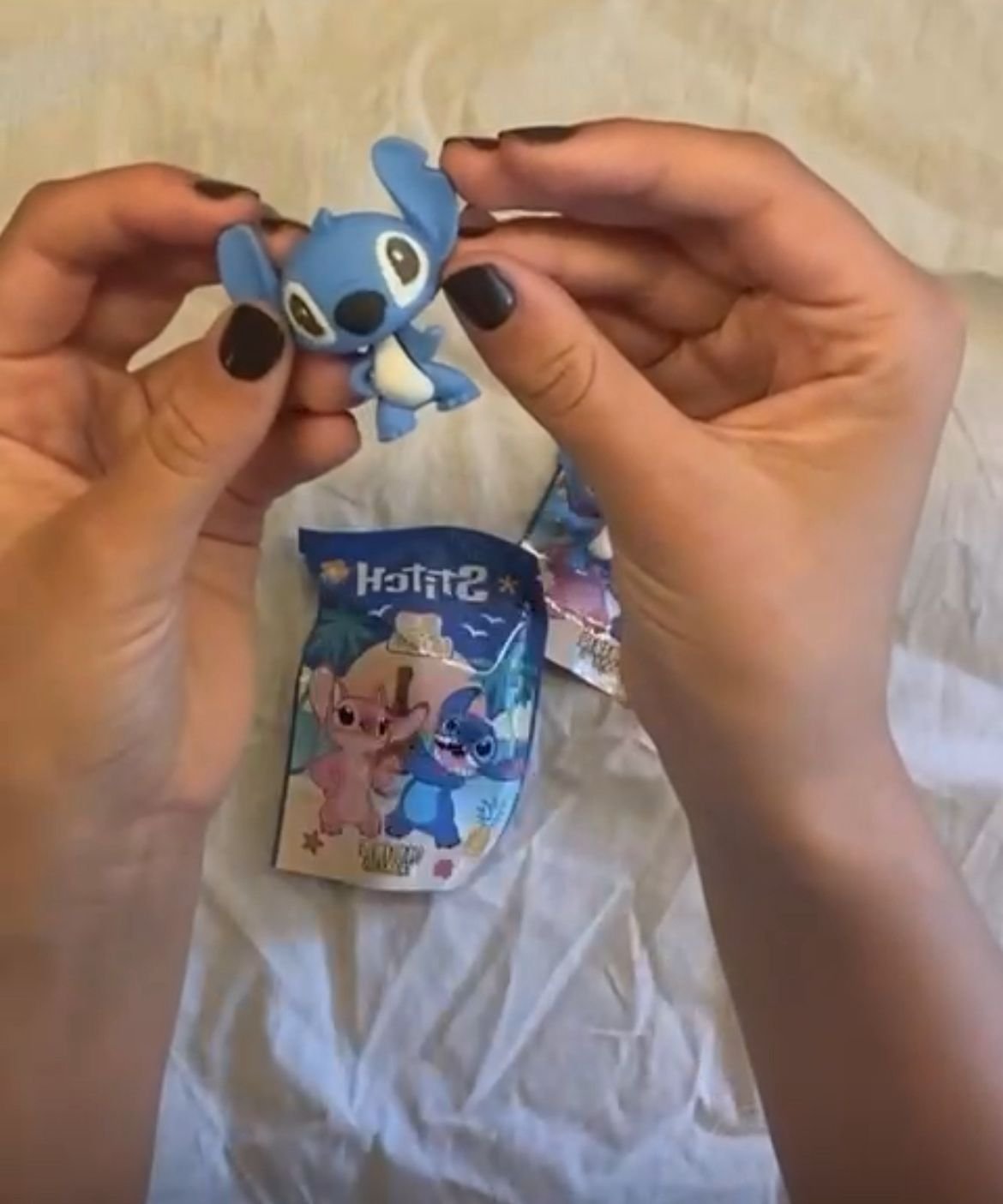 Muñequito Stich sorpresa - Imagen 2