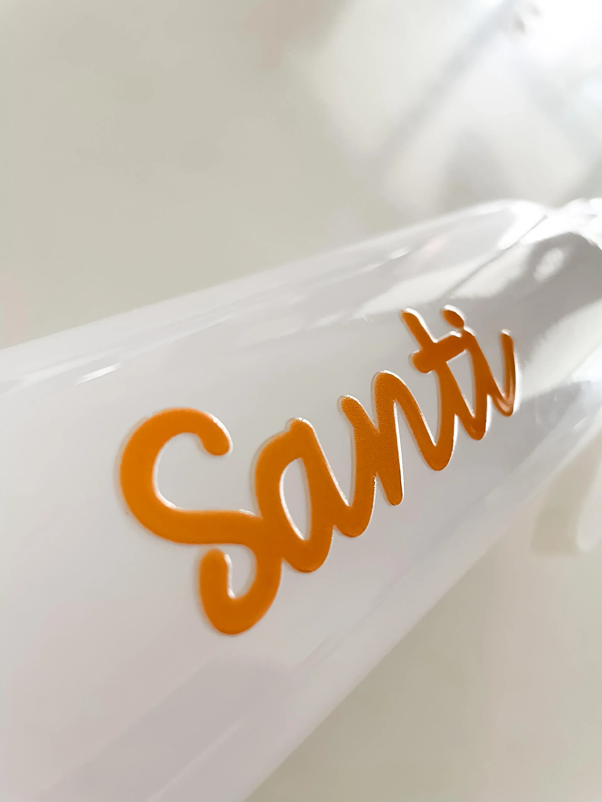 NOMBRE CON RELIEVE PARA OBJETOS CURSIVA x 8